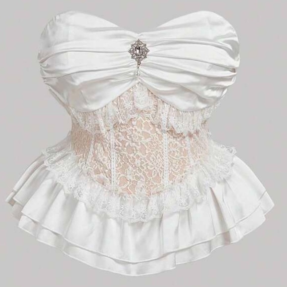 SHEIN Tops - Lace Bustier Top NWT